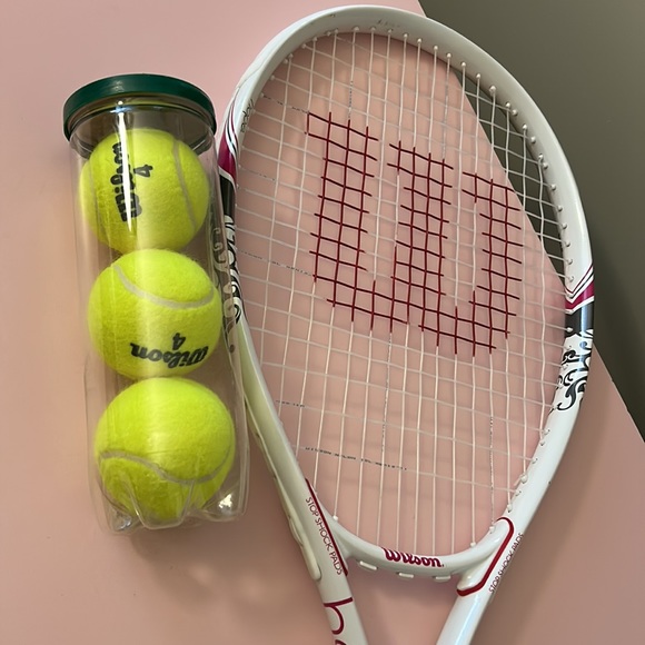 WILSON tennis racket & balls - Picture 4 of 7